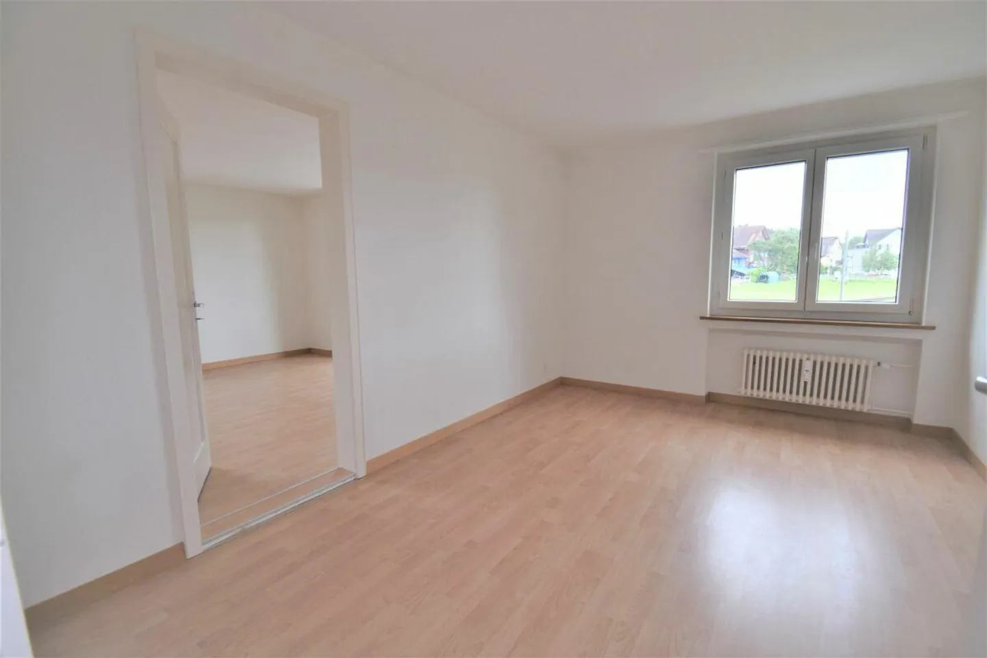Schöne 4 Zimmer Familienwohnung nähe Supermarkt Coop - Foto 9 di 12