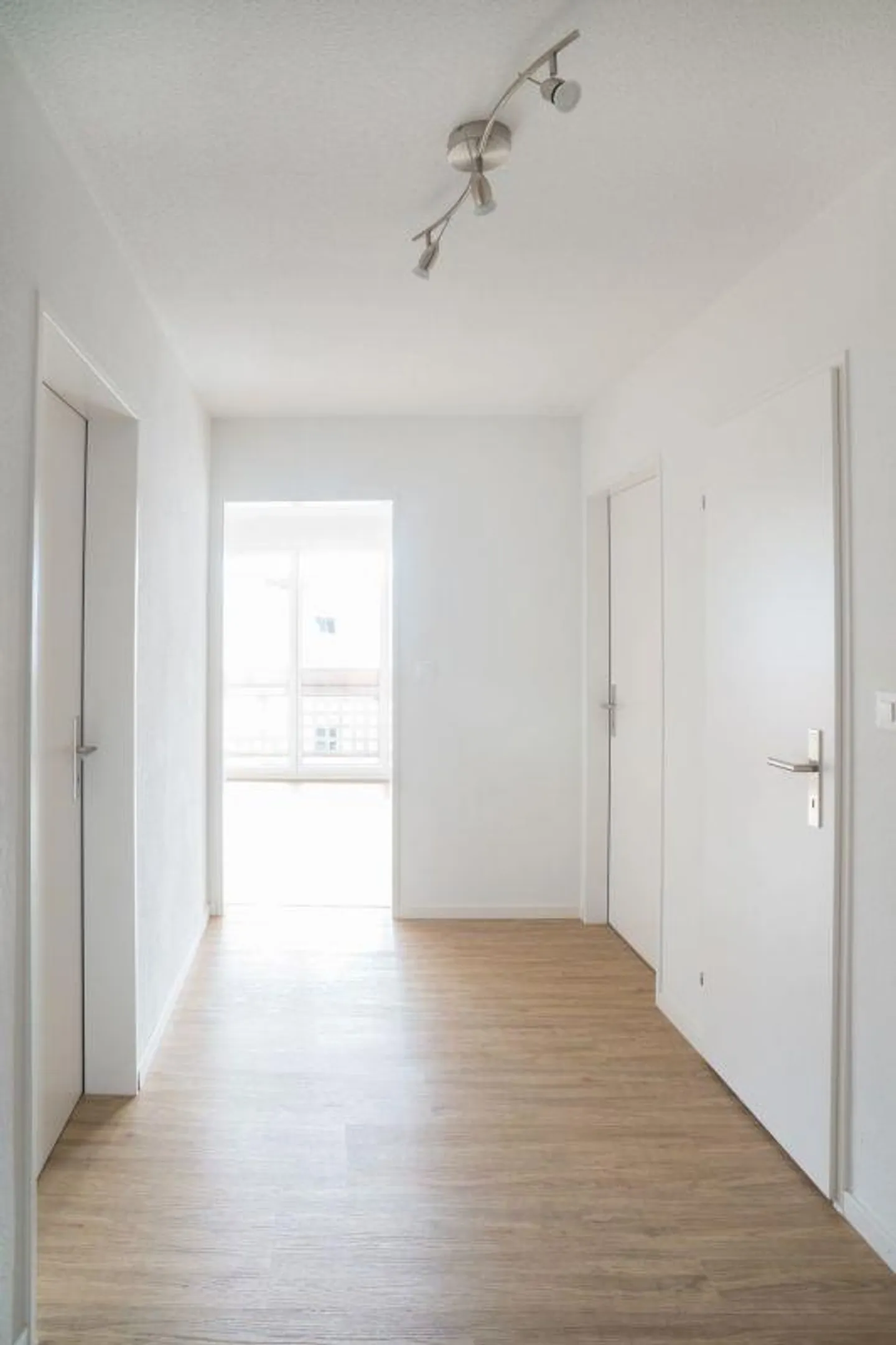 Zentralgelegene 3.5-Zimmerwohnung - Foto 6 von 11