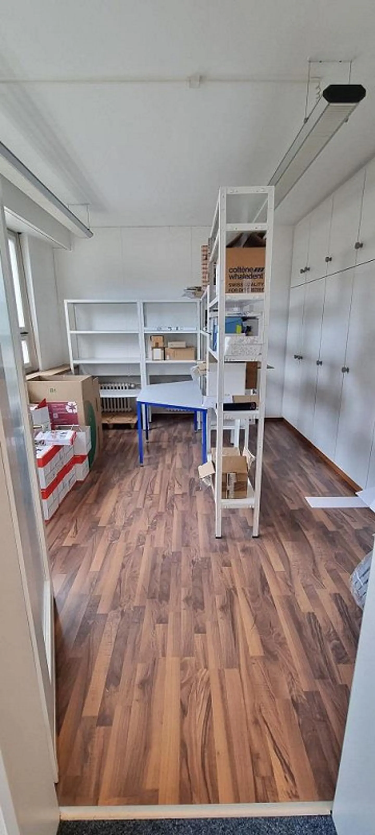 70 m2 - bureau fonctionnel et lumineux dans la zone Viscose - Photo 4 sur 8