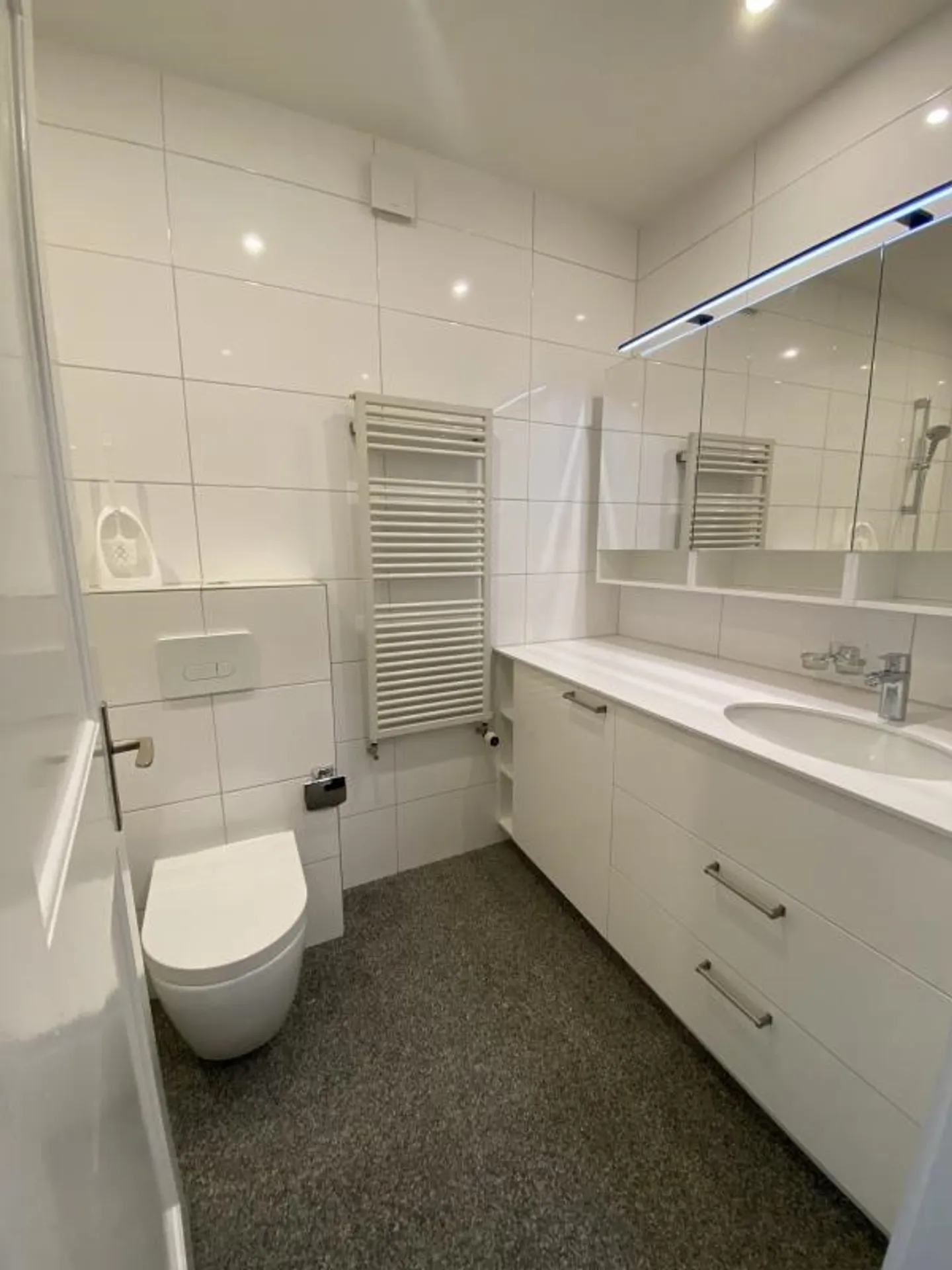 Bel appartement en duplex - Photo 4 sur 13