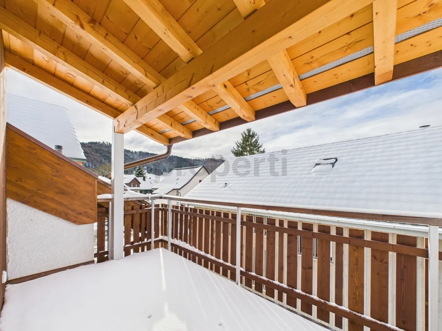 Charming 5-Room Apartment with Fireplace in Turbenthal - Photo 12 of 13