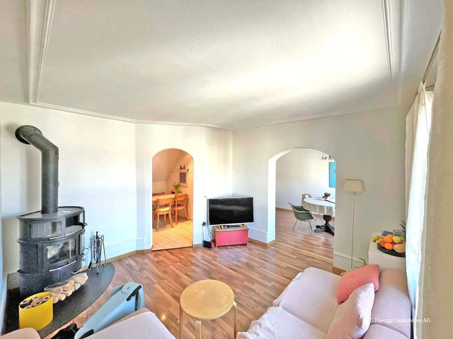 Versatile house with high usage and expansion potential - Photo 1 of 13