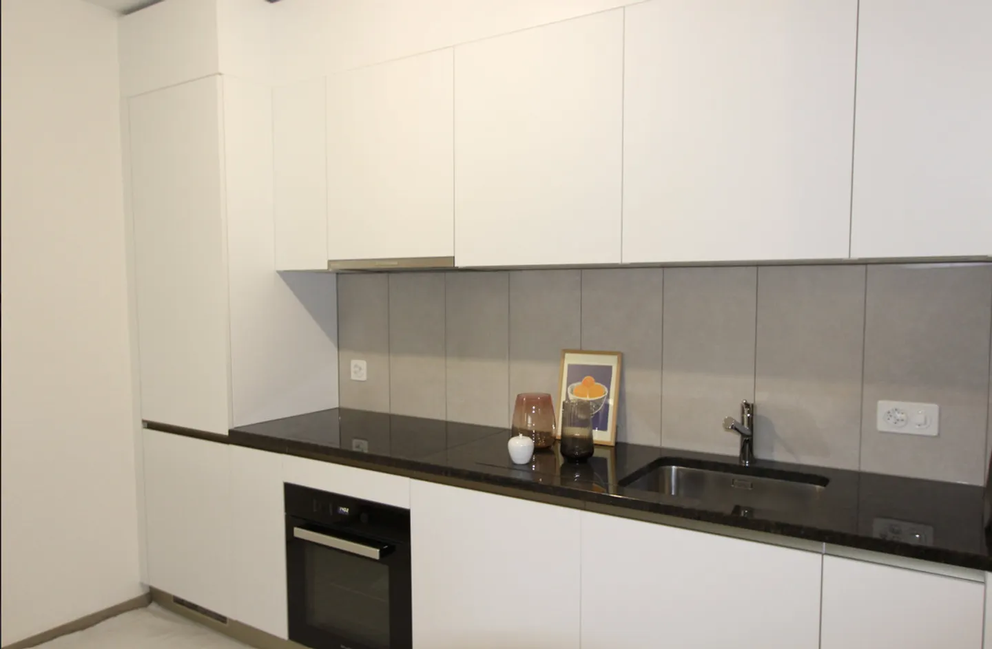 Brand-New 5-Room Apartment - Photo 7 of 13