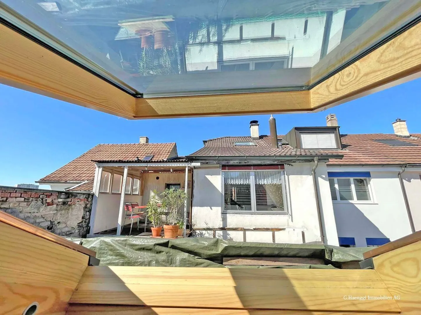 Versatile house with high usage and expansion potential - Photo 8 of 13