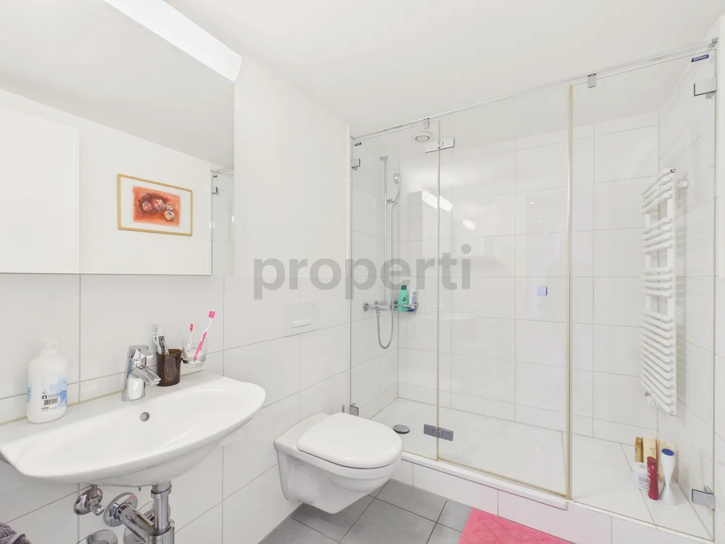 Elegant 4.5-Room Apartment - Photo 10 of 11