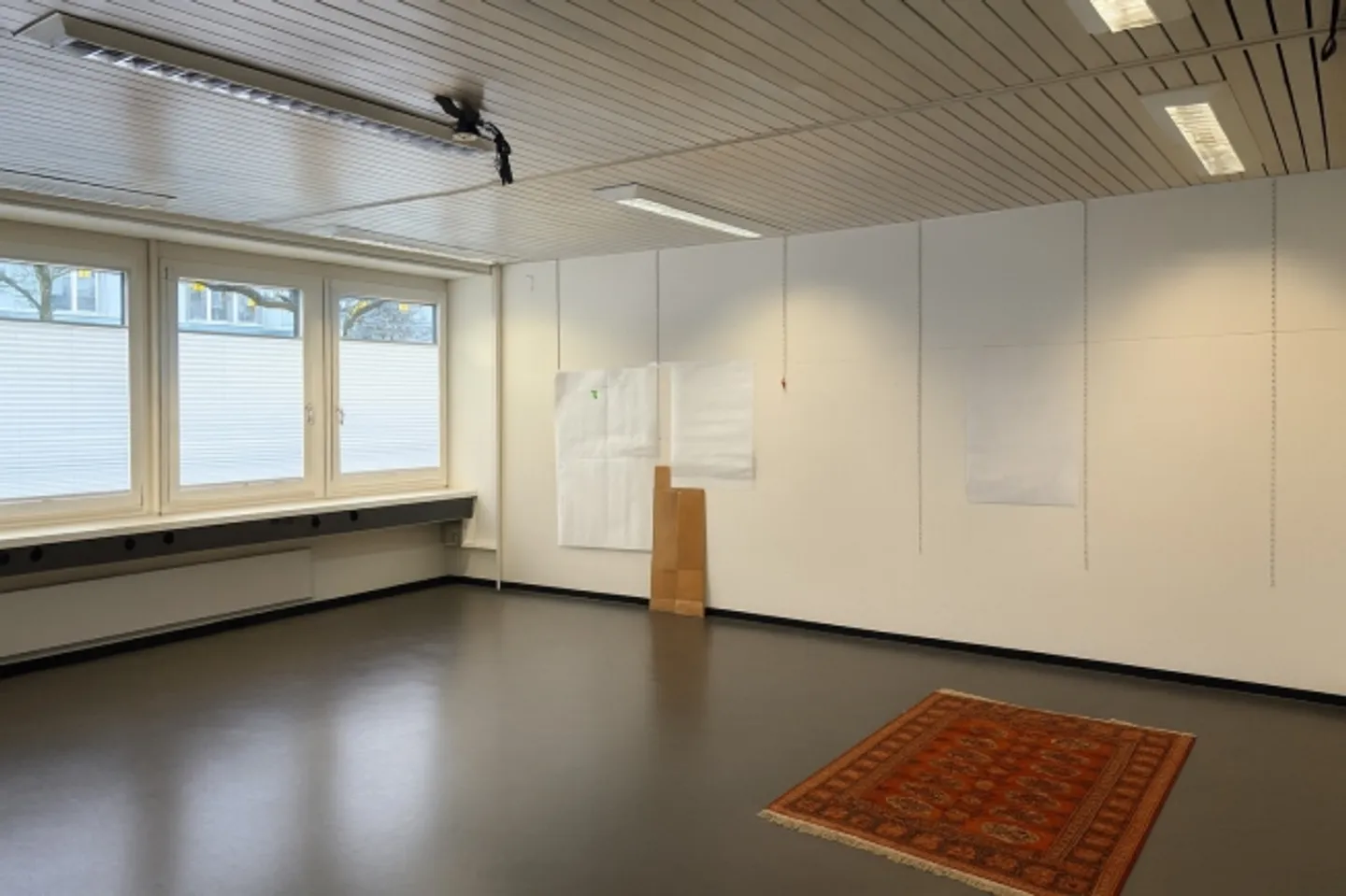 Bureau à louer - Photo 2 sur 5