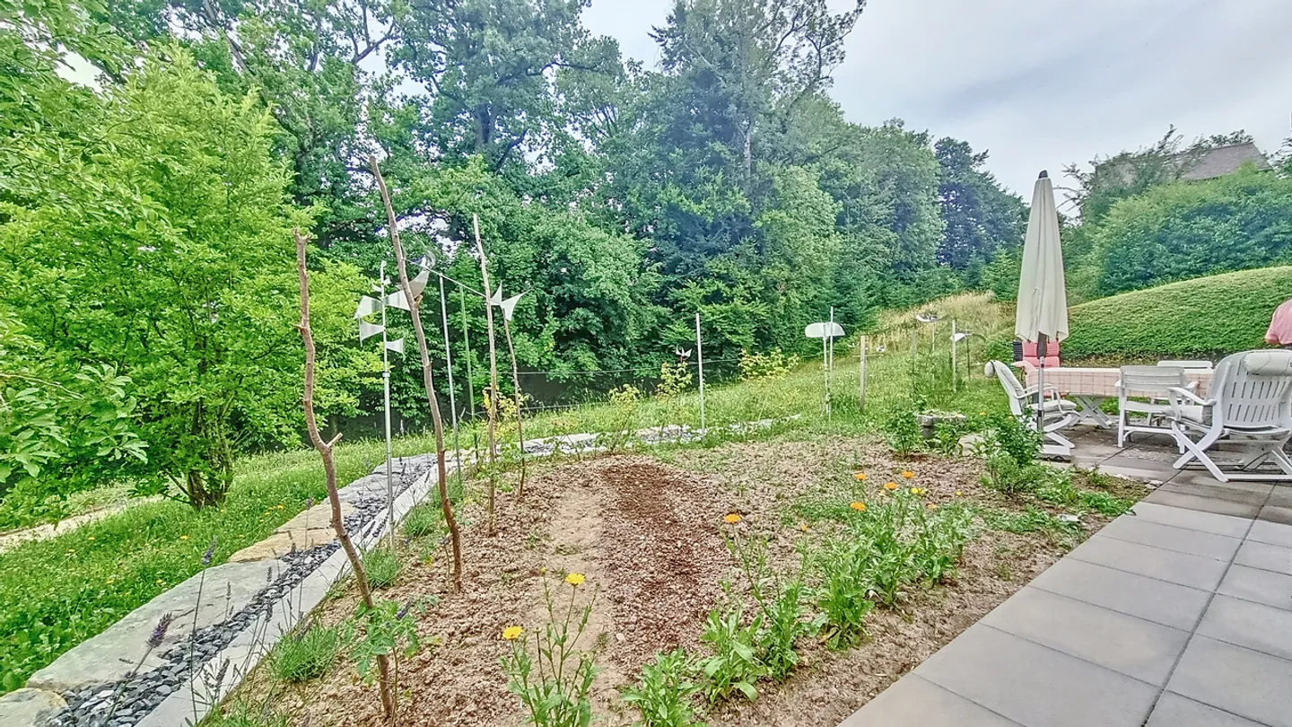 Very nice 3.5 room apartment 109 m2, quiet, terrace and outdoor space! - Photo 3 of 10