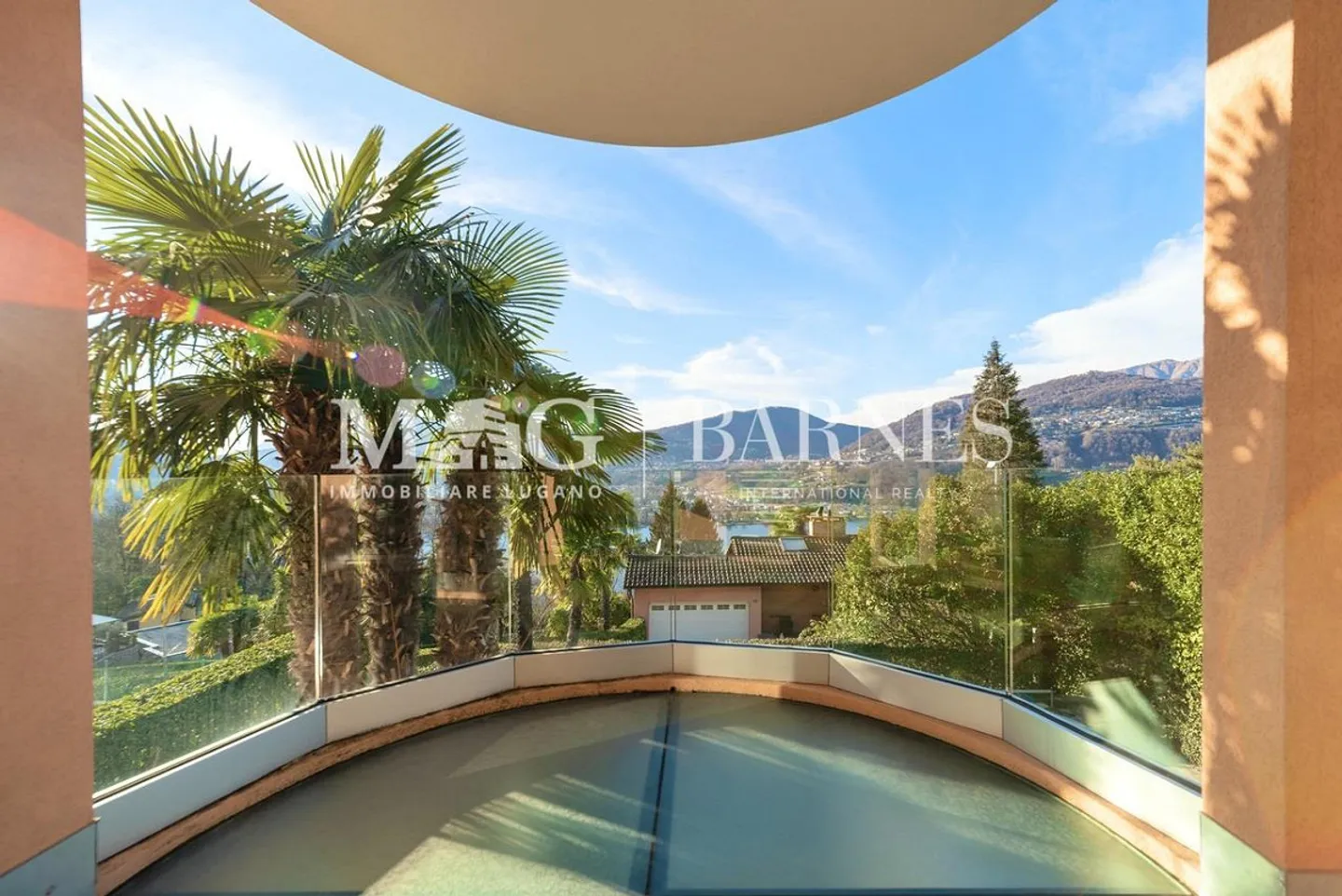 Montagnola, Collina d'Oro: Villa unifamiliare con piscina e vista lago - Photo 3 of 15
