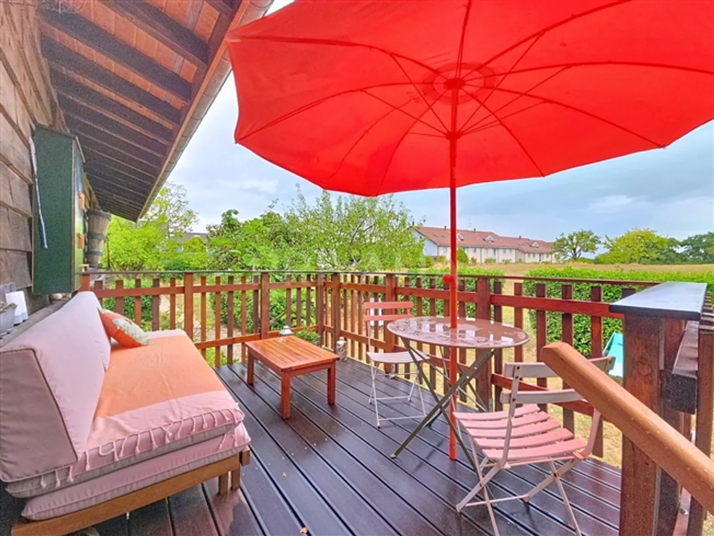 Appartamento arredato affascinante in stile loft con terrazza e giardino in una fattoria ristrutturata - Foto 1 di 2