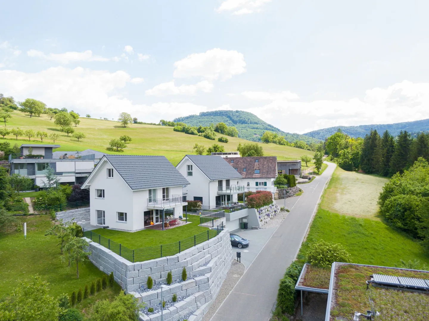 TOP DI ZEIHEN: PARADISO FAMILIARE CON VISTA - Foto 1 di 11