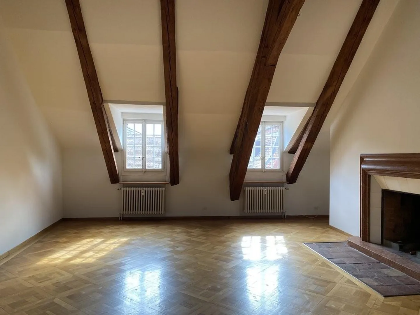 Charmante Dachwohnung in Bern - Foto 3 von 11