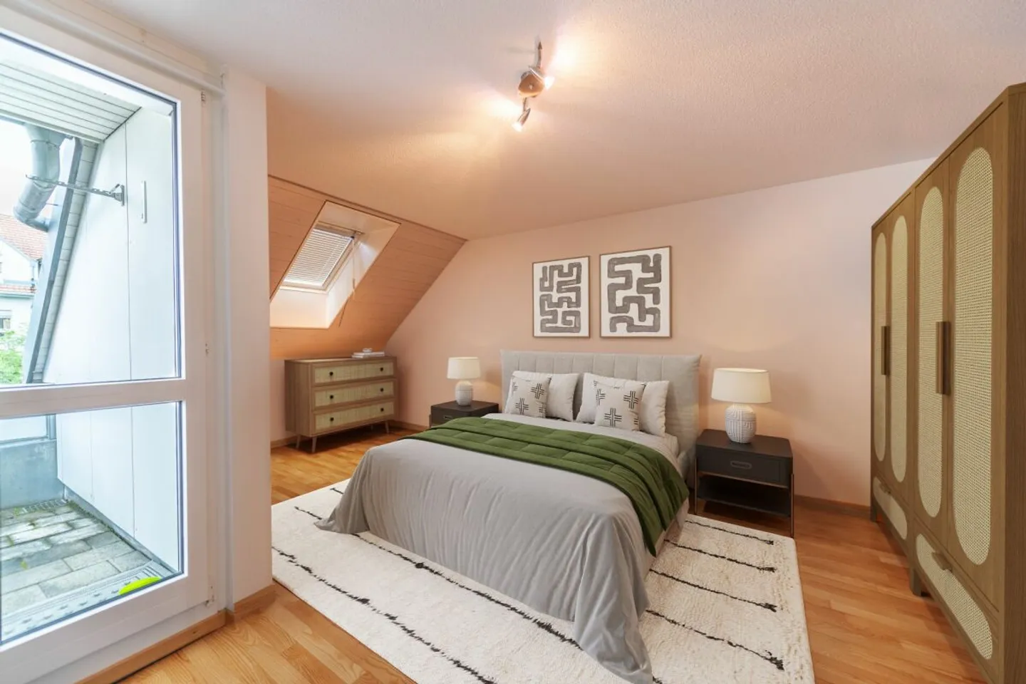 Spacious 3.5-room duplex apartment with cozy terrace - Photo 4 of 14