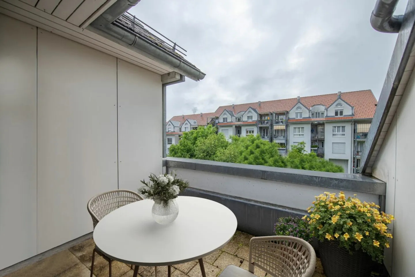 Spacious 3.5-room duplex apartment with cozy terrace - Photo 8 of 14