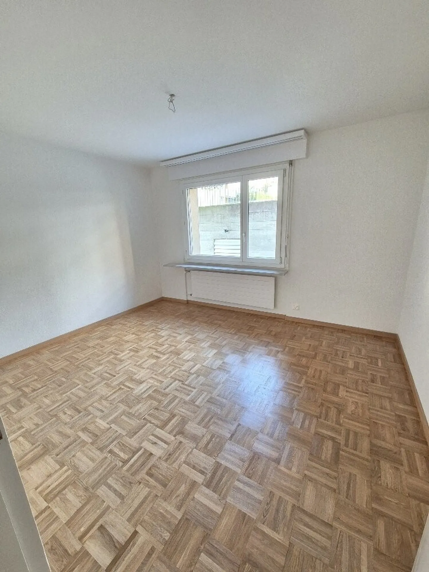 Modernes Apartment mit Balkon - Foto 4 von 7