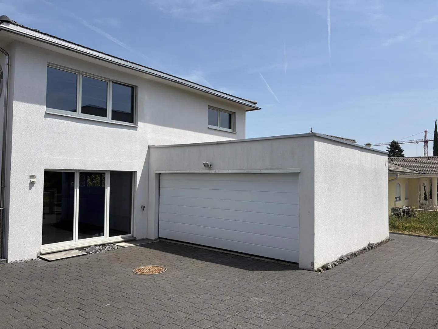 Quiet, spacious and sunny living with lake view - Photo 18 of 22