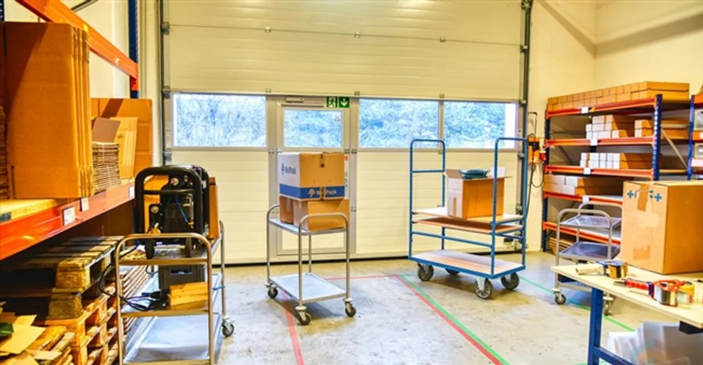 Büro - Foto 1 von 13