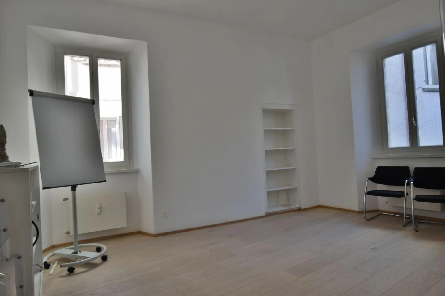 Geräumiges Büro zu vermieten - Foto 4 von 6