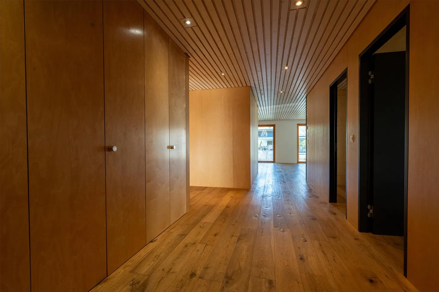 Appartamento attico esclusivo di 4,5 locali in posizione tranquilla - Foto 12 di 26