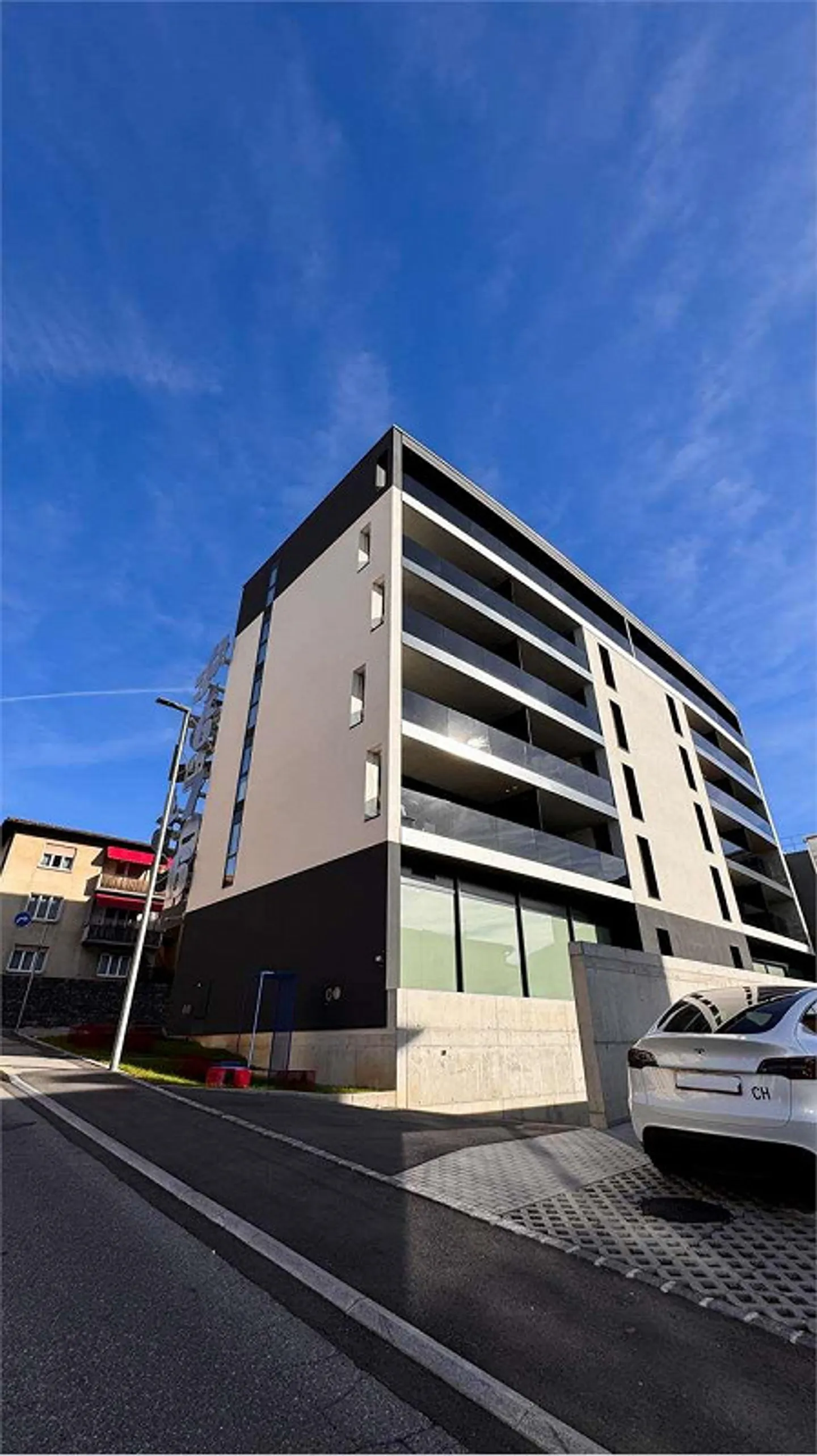 APPARTEMENT 3.5 PIÈCES RAFFINÉ À MASSAGNO - Photo 10 sur 13