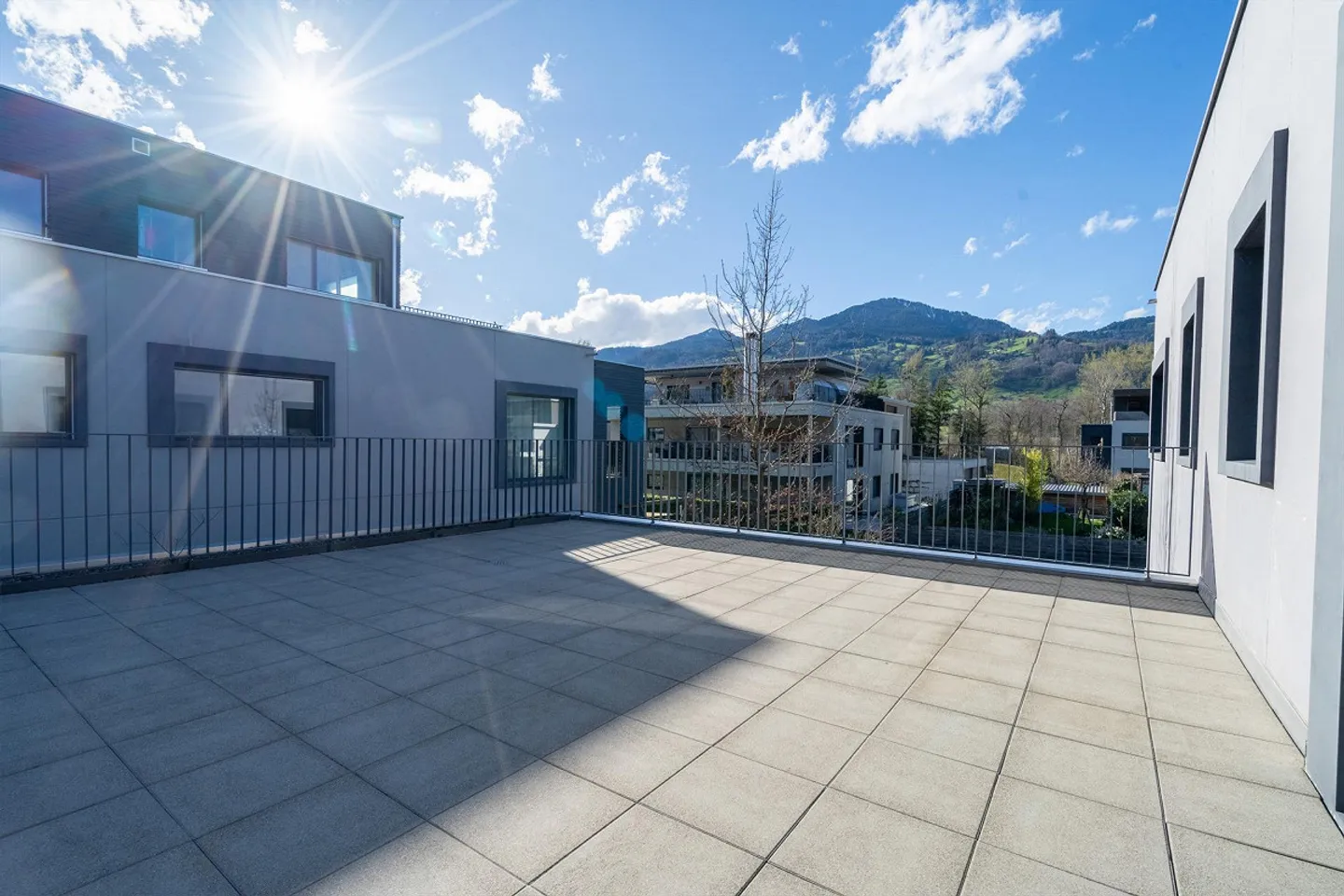 Appartamento attico esclusivo di 4,5 locali in posizione tranquilla - Foto 16 di 26