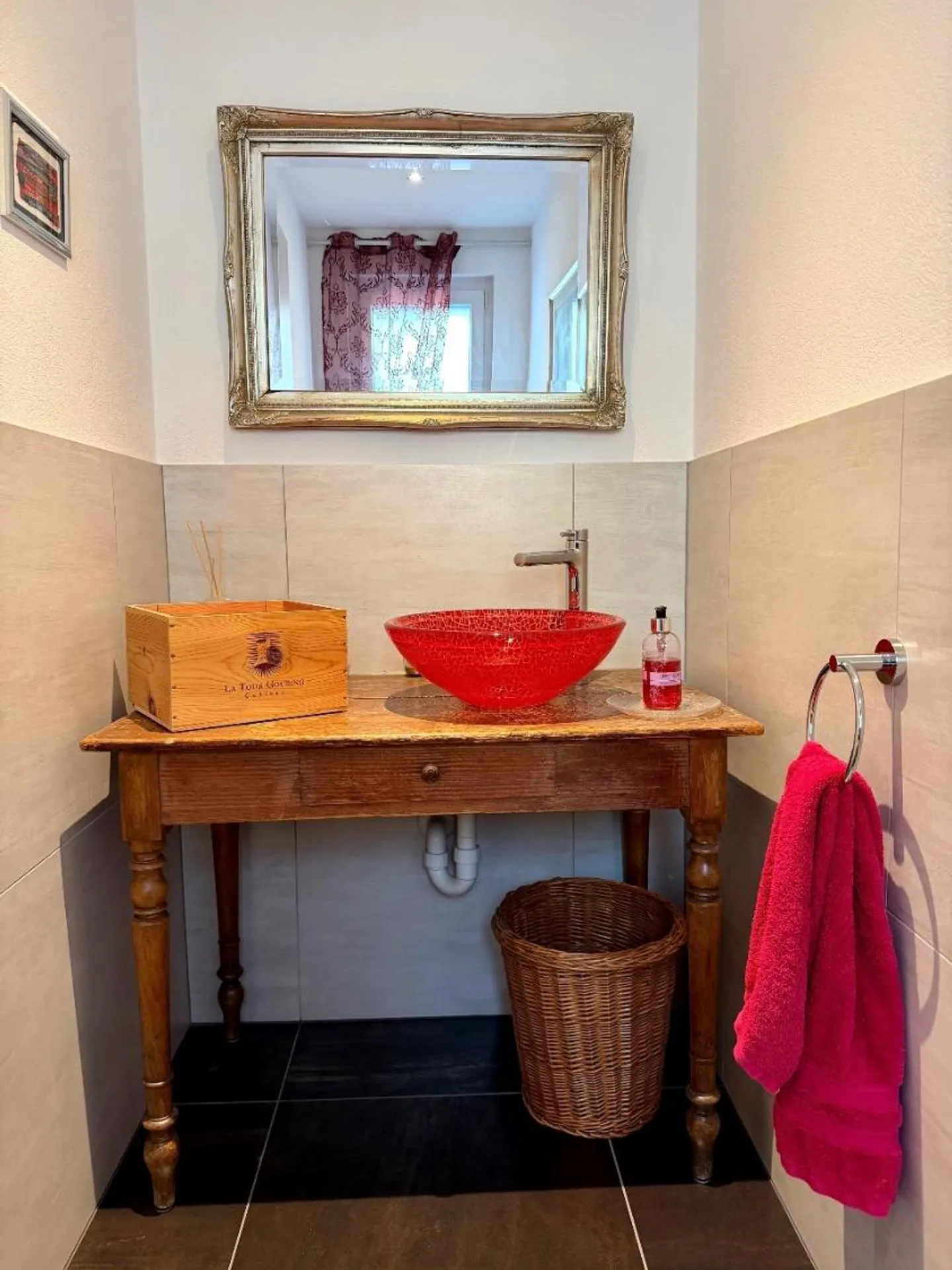 Wunderschöne neuere Villa, bestehend aus zwei Wohnungen - Foto 11 von 13
