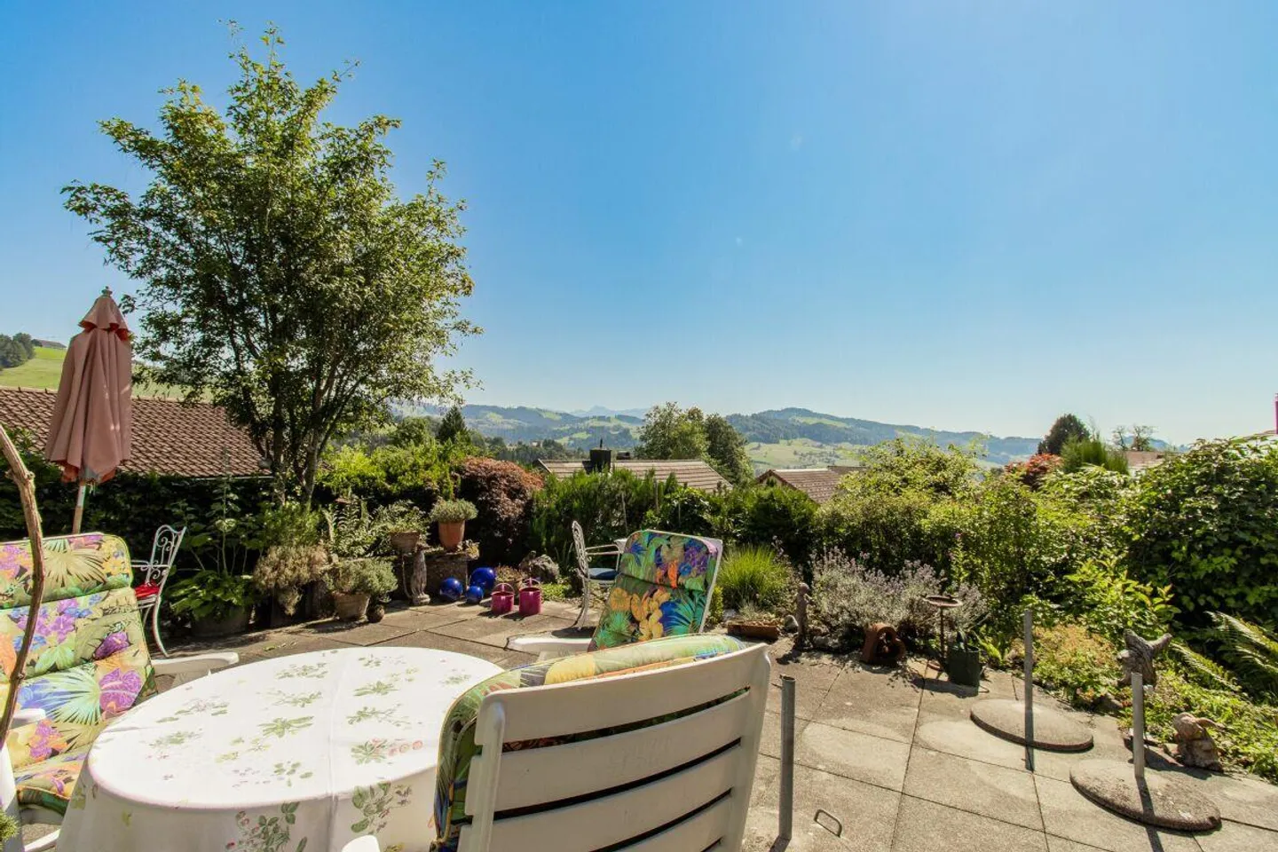 Detached 5.5-room single-family house with a panoramic view - Photo 6 of 11