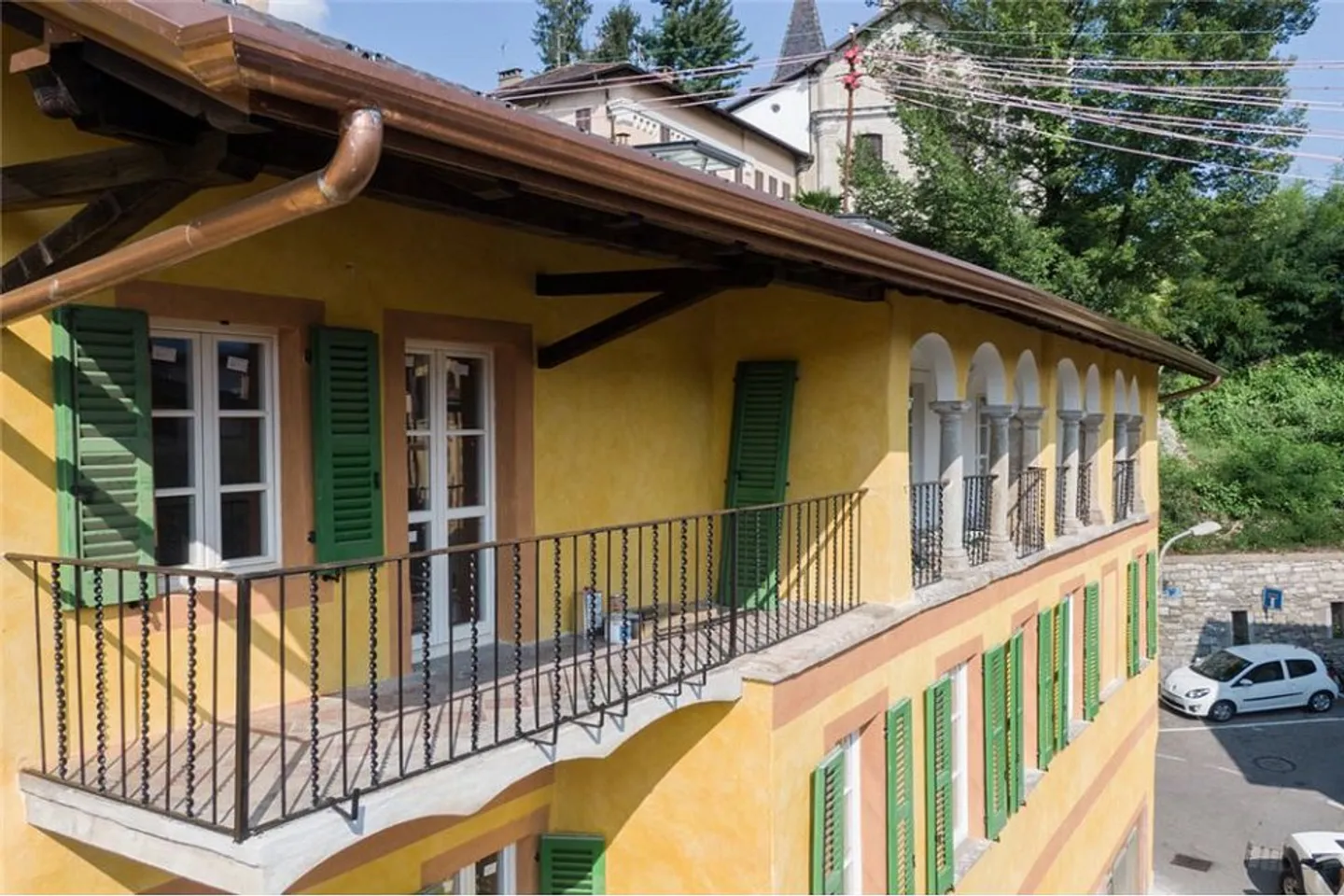 Propriété de rendement intéressante avec 14 unités résidentielles - Photo 1 sur 2