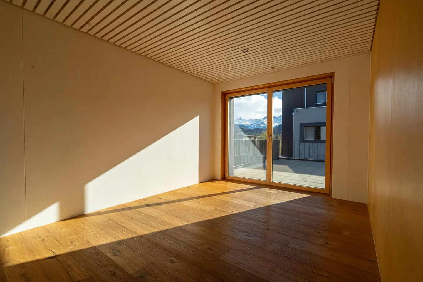 Appartamento attico esclusivo di 4,5 locali in posizione tranquilla - Foto 17 di 26