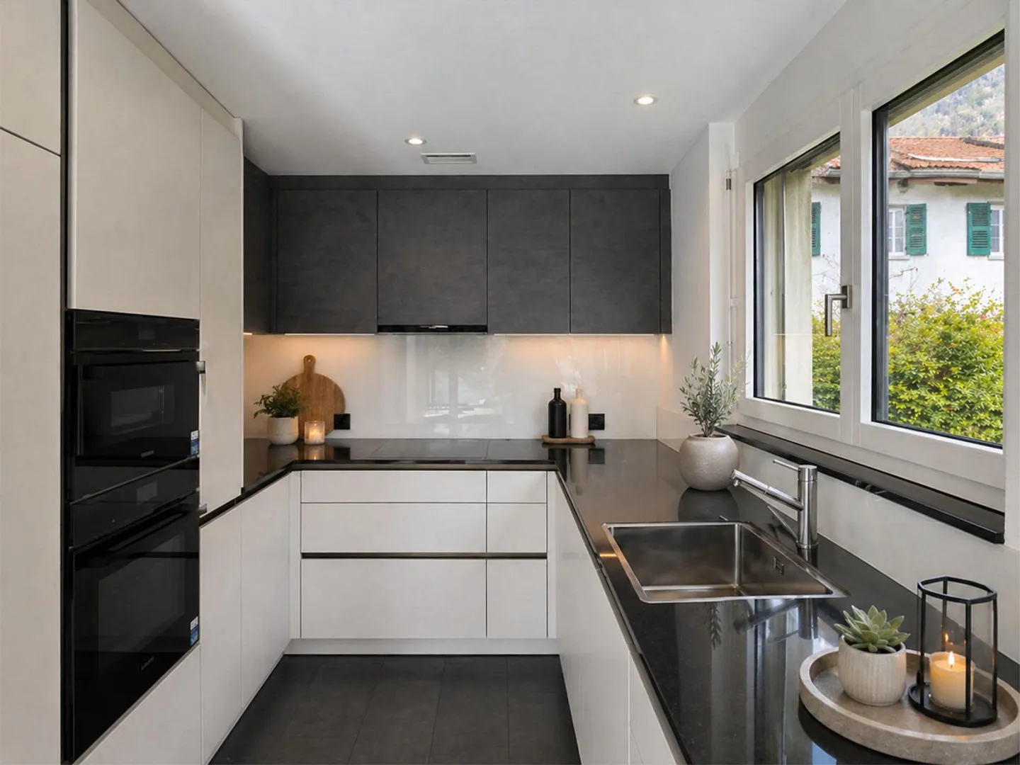 Modern renovated 4.5-room apartment with Minergie standard in Trimmis - Photo 4 of 14