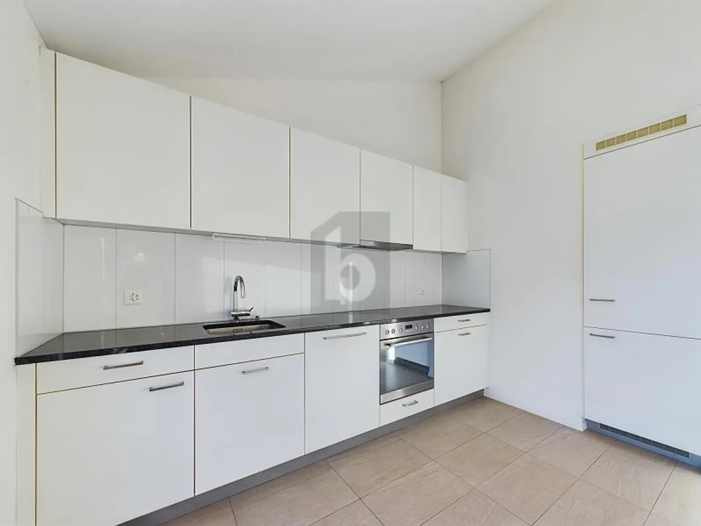 SOLEGGIATO, TRANQUILLO CON VISTA - Foto 4 di 6