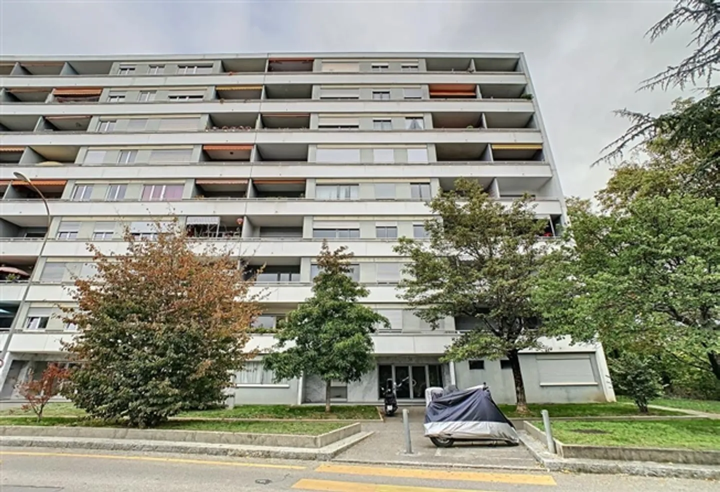 Beautiful 5-room apartment on the 5th floor - Photo 1 of 2