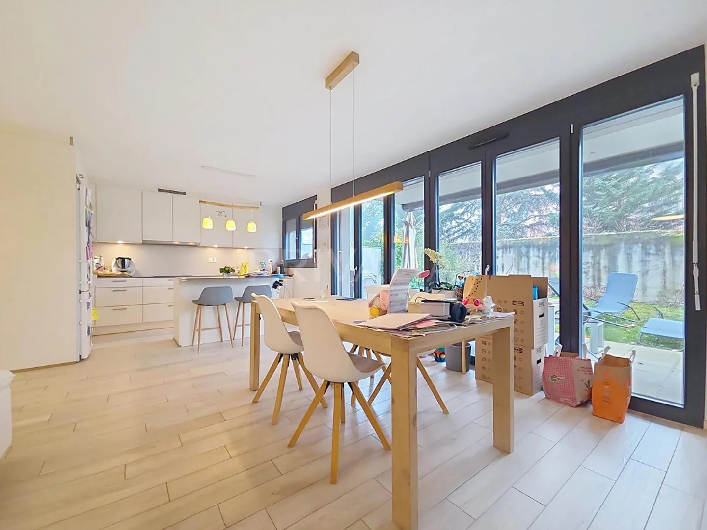 Geräumige Familienwohnung mit Garten - Foto 4 von 12