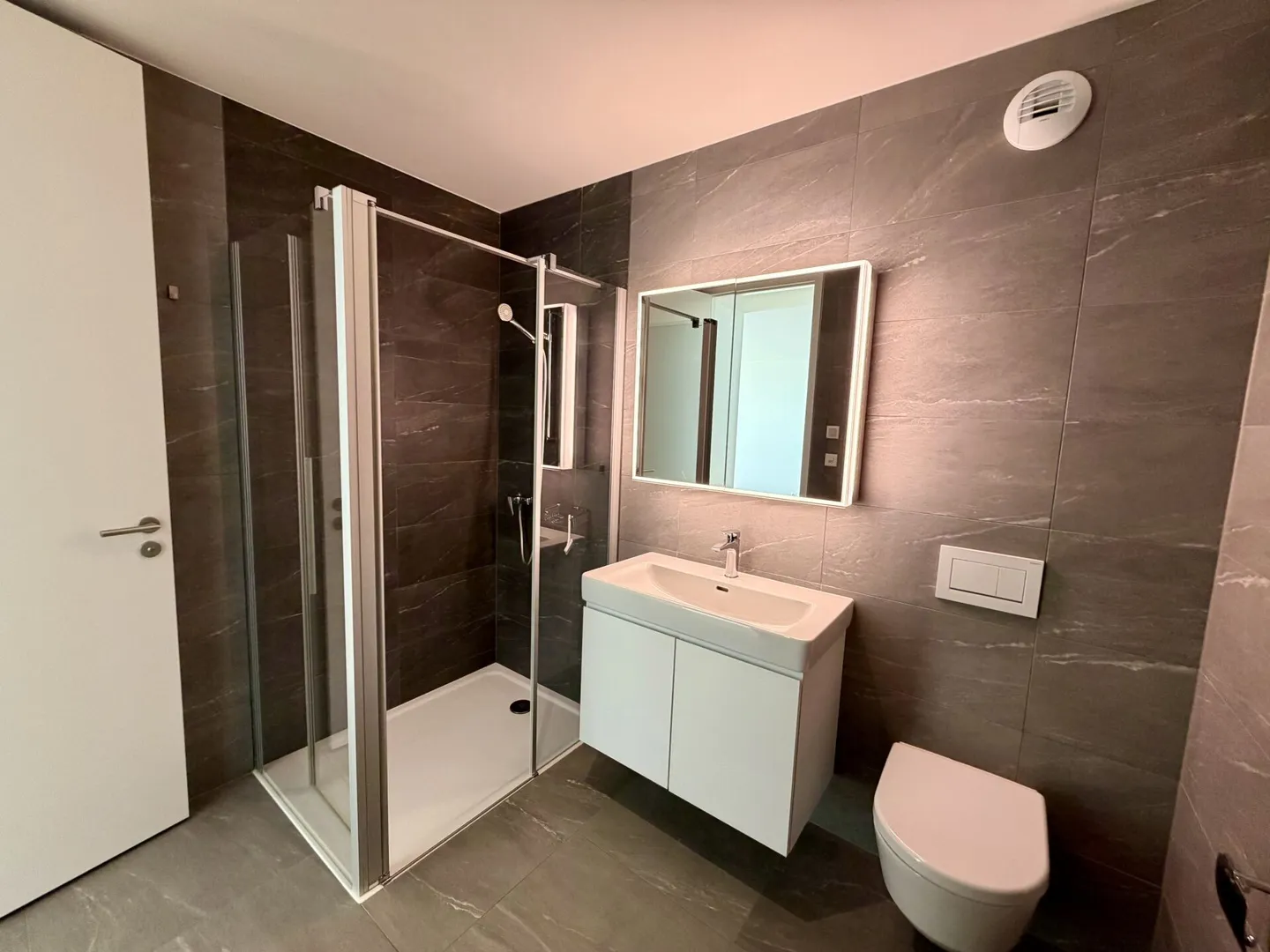 2.5 room terraced apartment in La Conversion - Photo 5 of 7