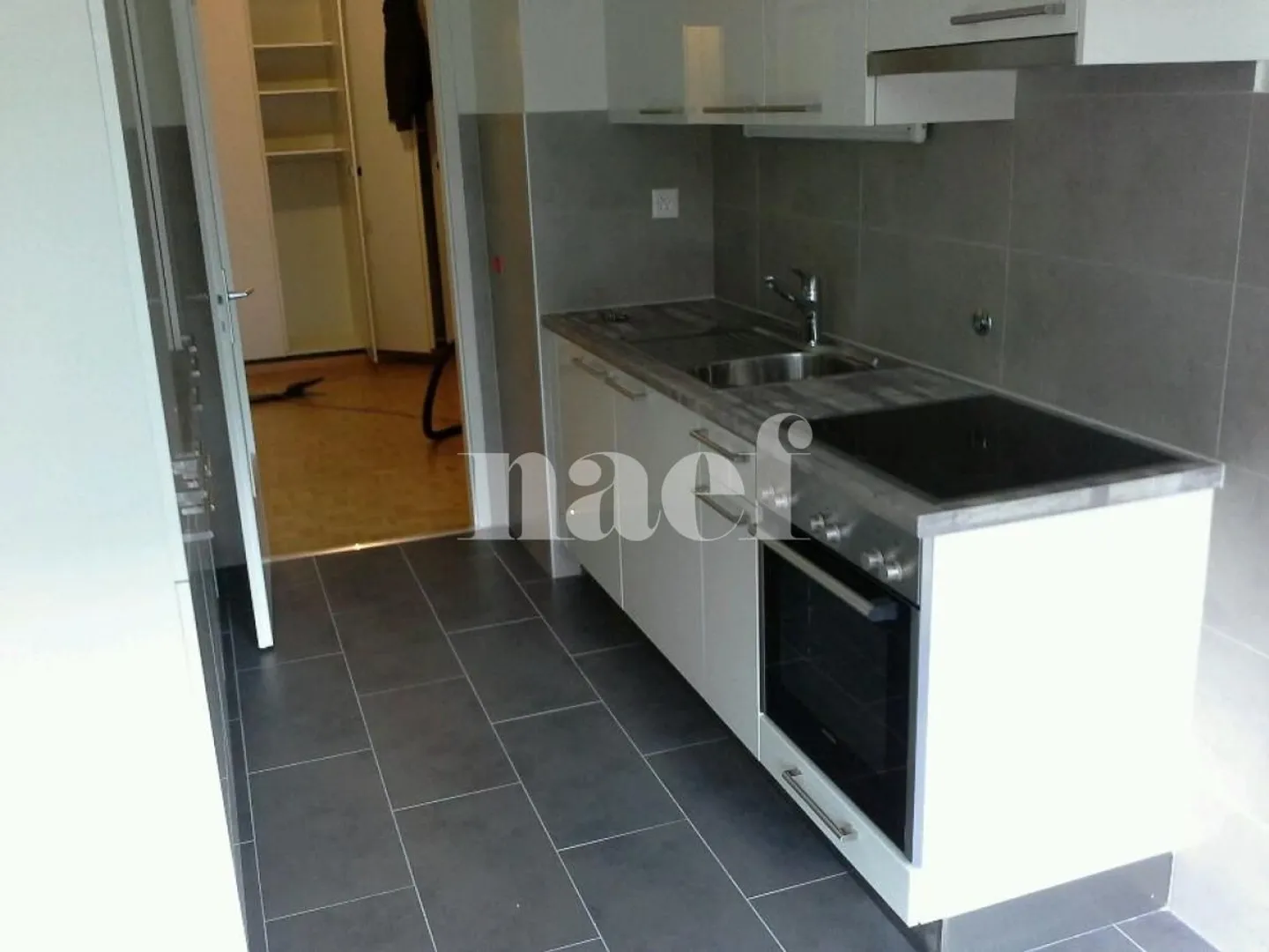 7-Zimmer-Wohnung - Foto 3 von 11