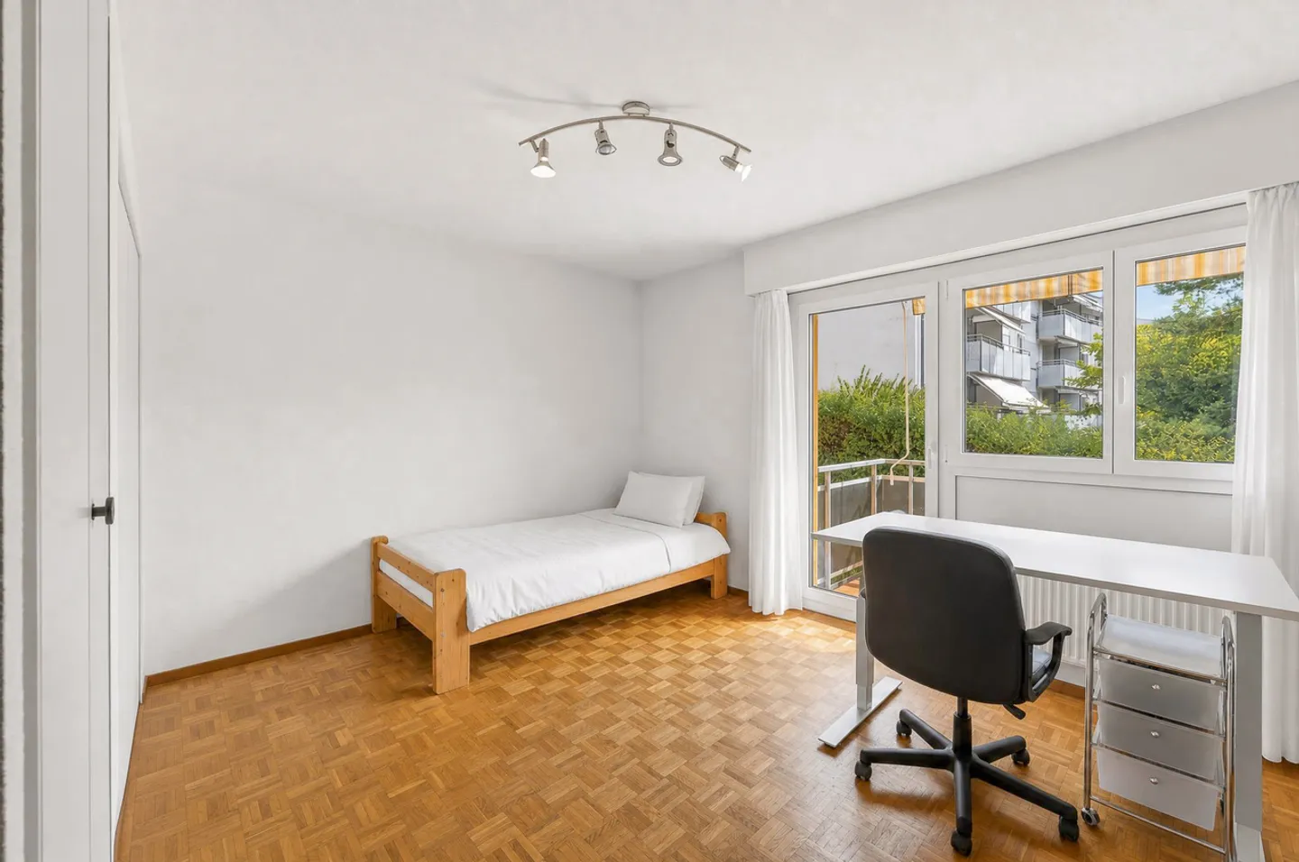 Spacieux appartement 4.5 pièces à Pully - Photo 7 sur 12
