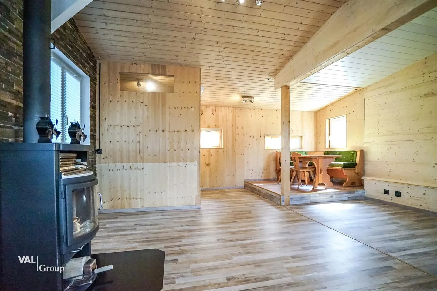 Chalet Wildberg - Casa Tiny elegante con grande terrazza nell'Oberland zurighese - Foto 2 di 10