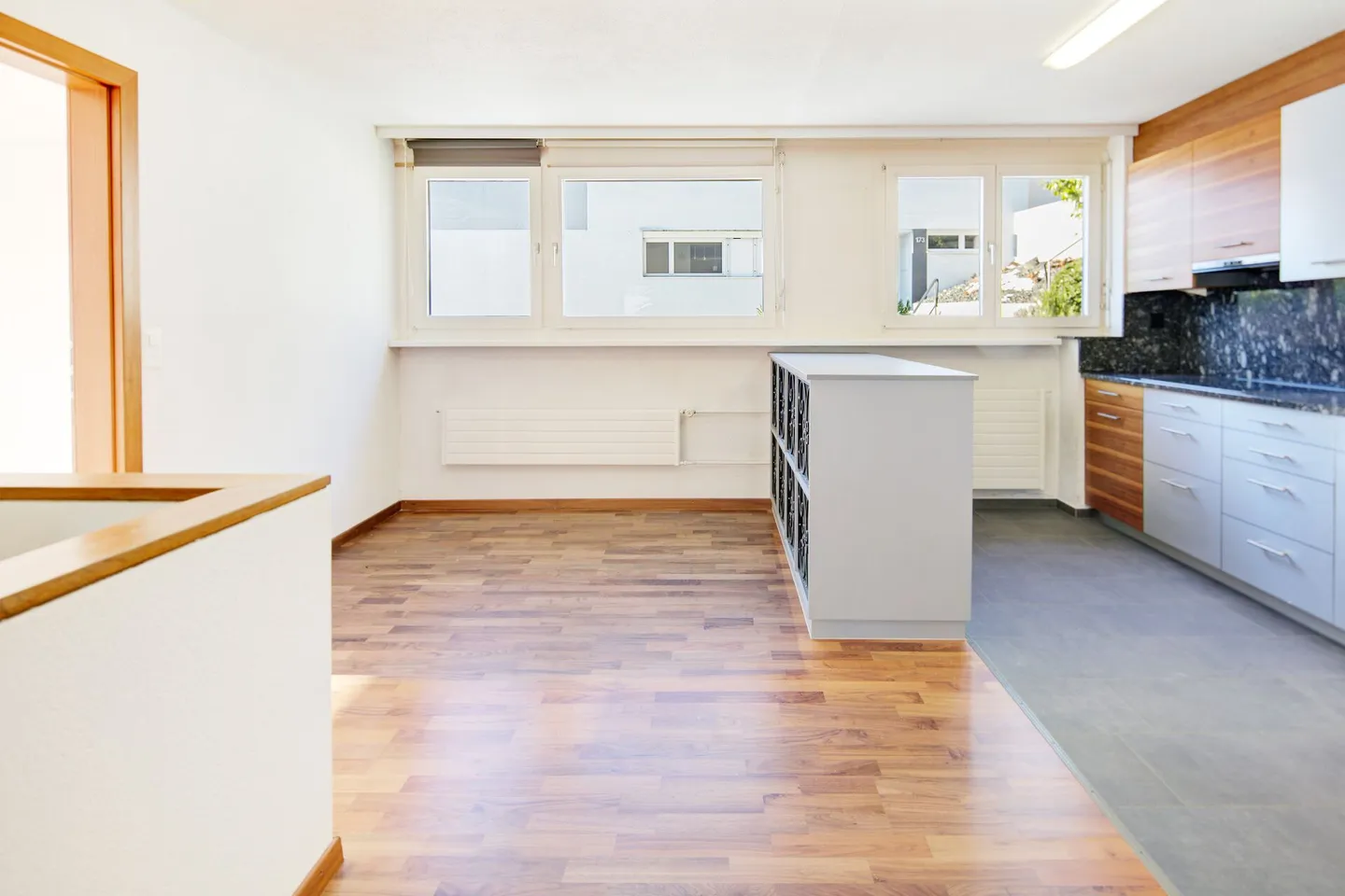 Sonniger Duplex mit Seesicht - Foto 4 von 12