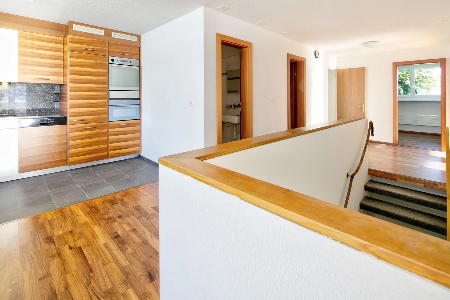 Sonniger Duplex mit Seesicht - Foto 6 von 12