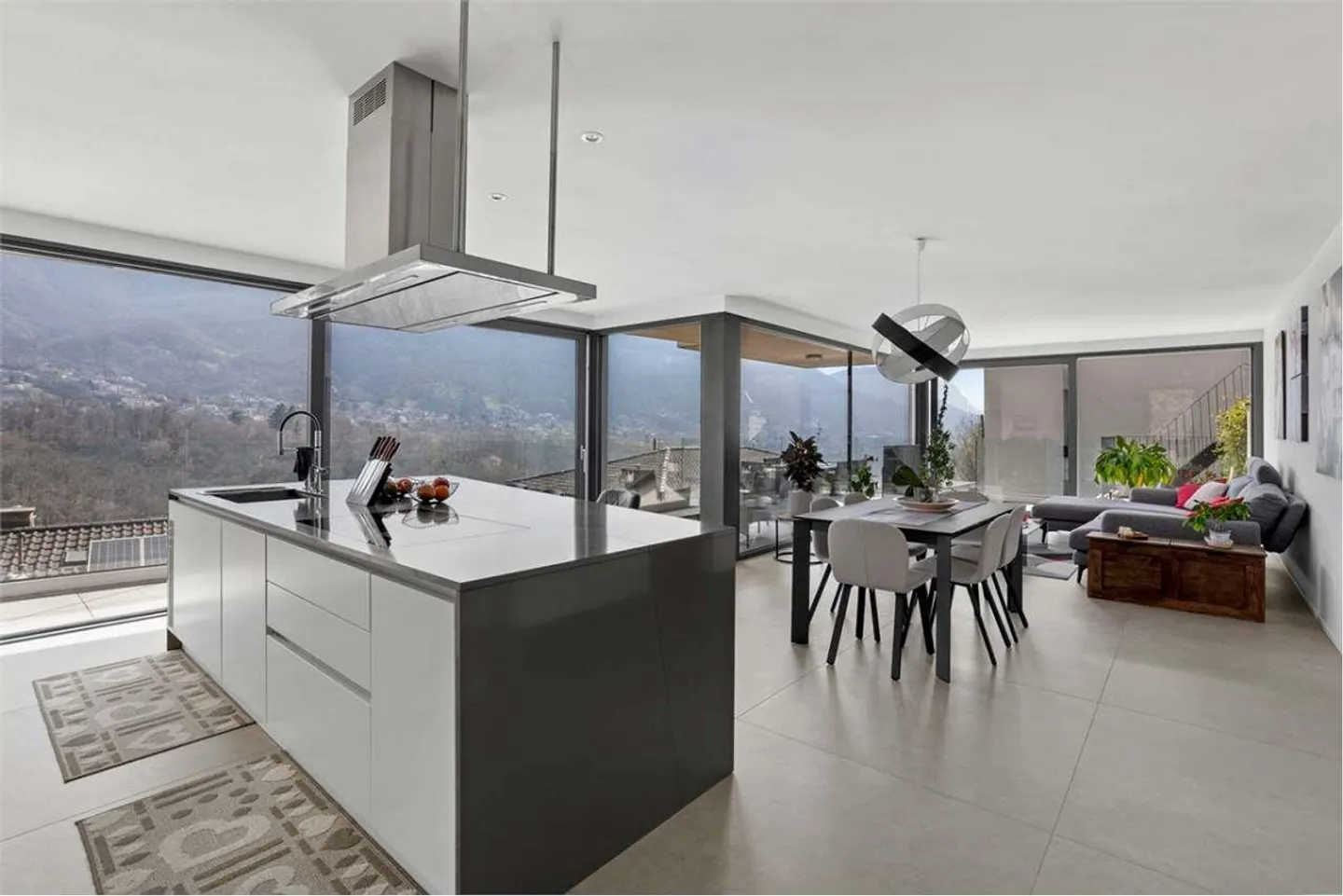 Nouvelle Villa Moderne + 2.5 Indépendante | 8 Places de Parking - Photo 1 sur 13