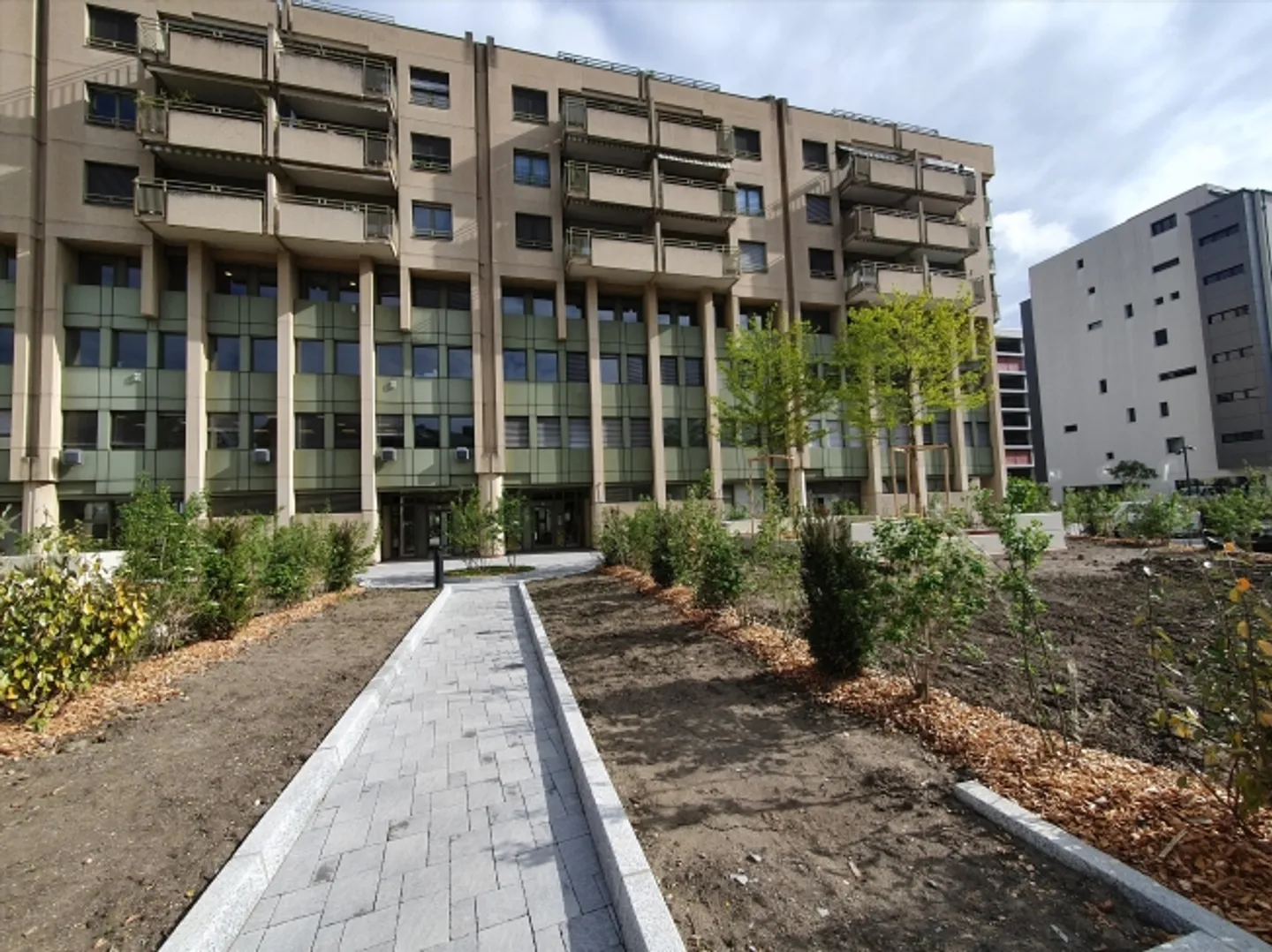 Espace de bureau près du CEVA - Photo 2 sur 9