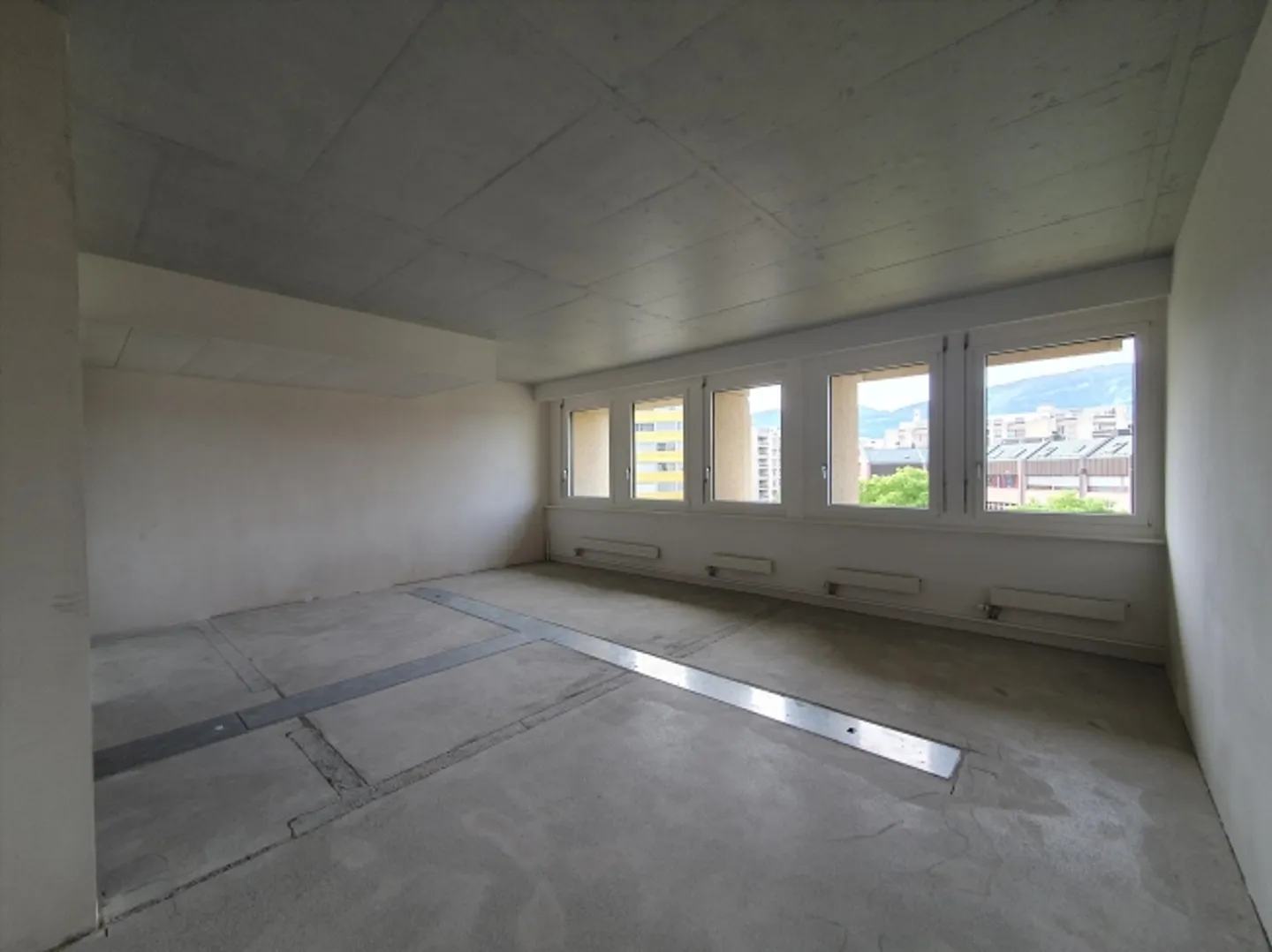 Espace de bureau près du CEVA - Photo 5 sur 9