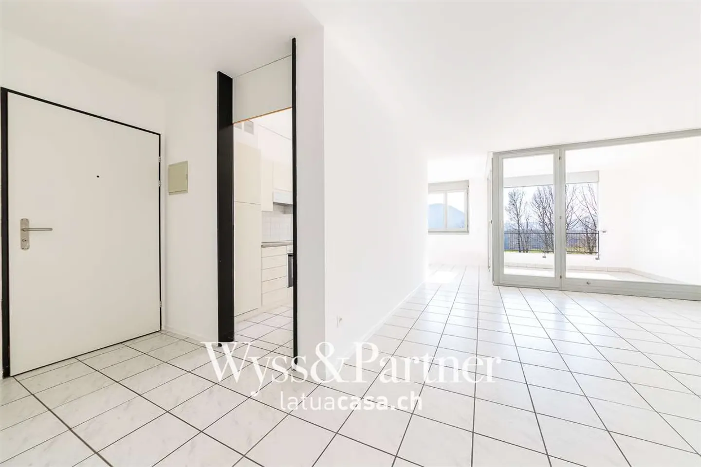 1 MONTH FREE Morbio Inferiore - spacious 3.5 rooms - Photo 9 of 13