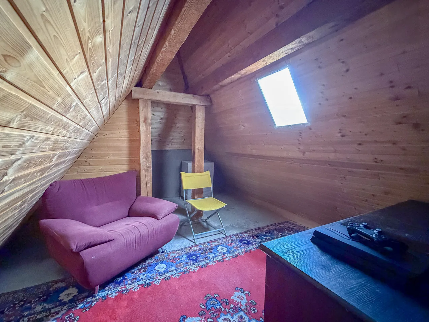 Mietshaus mit 4 Wohnungen und 1 Garage im Zentrum von Ste-Croix - Foto 19 von 22