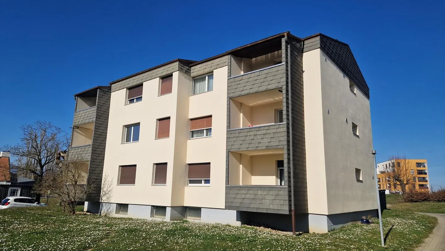 Luminoso appartamento di 3,5 stanze - Foto 1 di 9