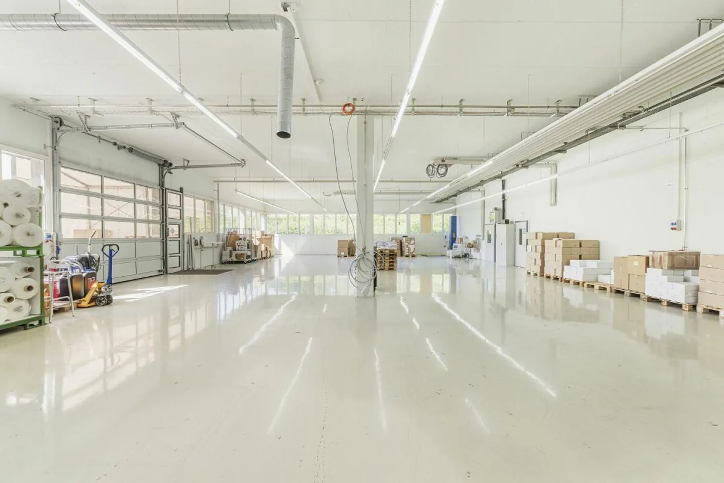 Espace commercial polyvalent et flexible avec un excellent accès à Schaffhouse - Photo 4 sur 16