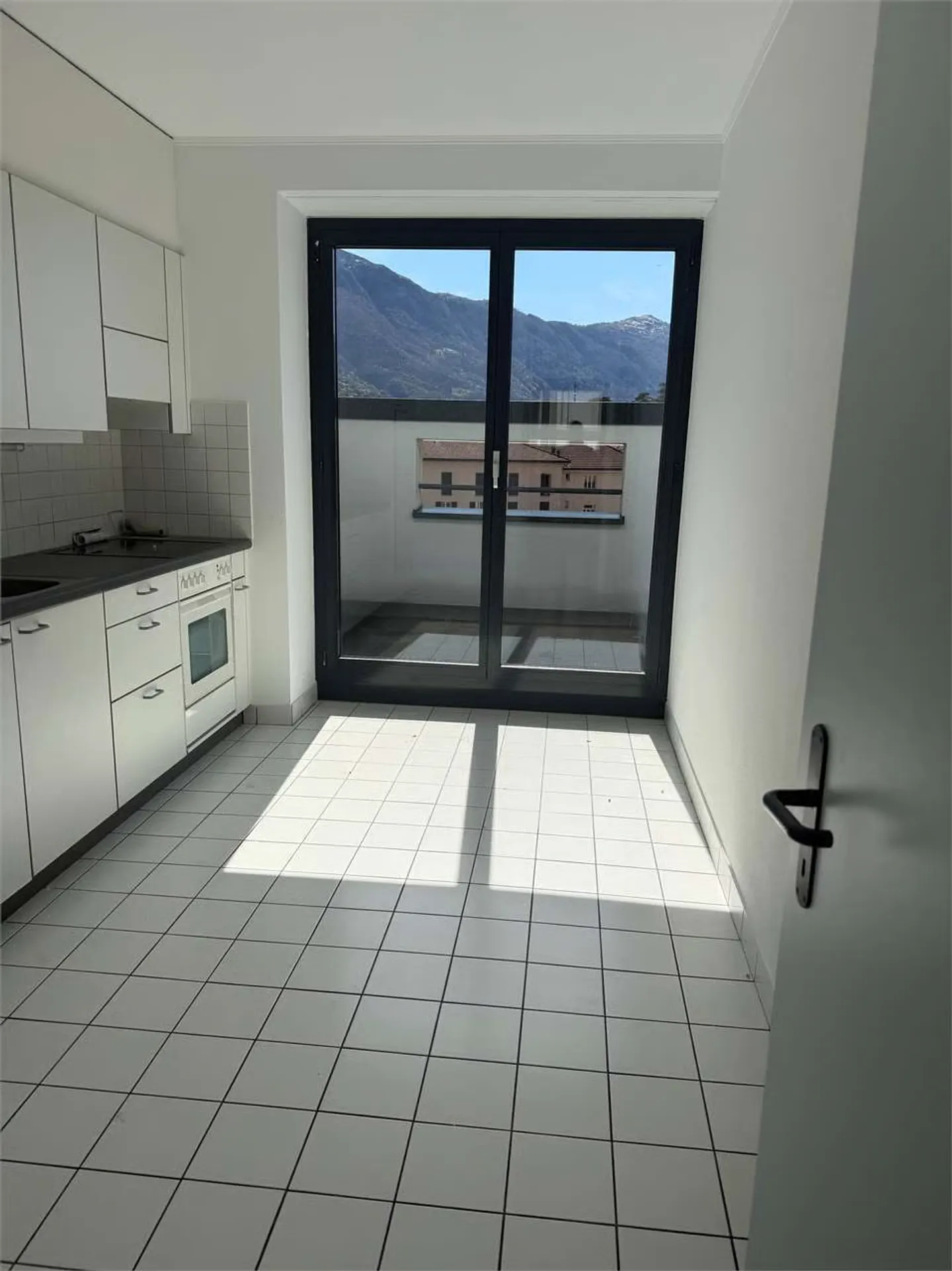 Appartamento Incantevole con Vista Castelli - Foto 4 di 7
