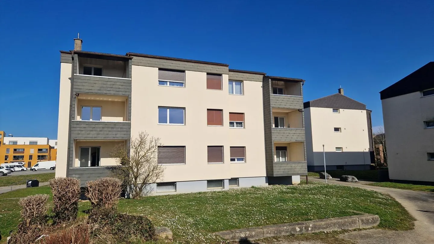 Luminoso appartamento di 3,5 stanze - Foto 2 di 9