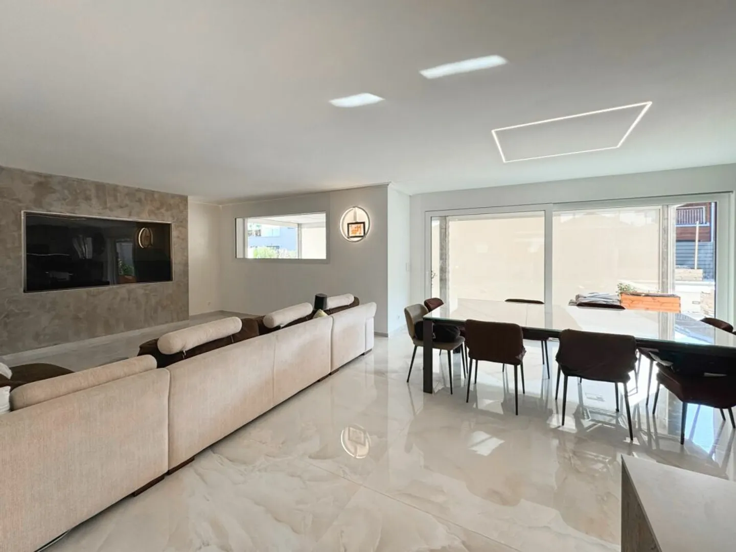 Villa a schiera con 3 appartamenti - Foto 7 di 40