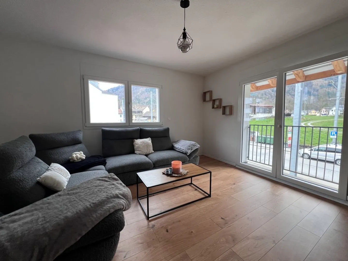 Spacious 3.5 Room Apartment - Photo 9 of 11