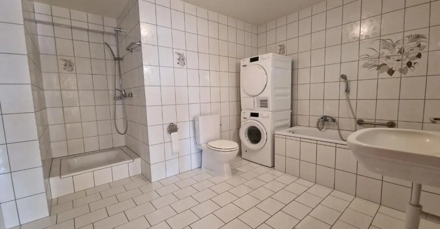Spazioso appartamento di 5.5 locali - Foto 11 di 12